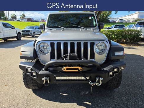 Used 2018 Jeep Wrangler Unlimited Sport S AWD/4WD image 7