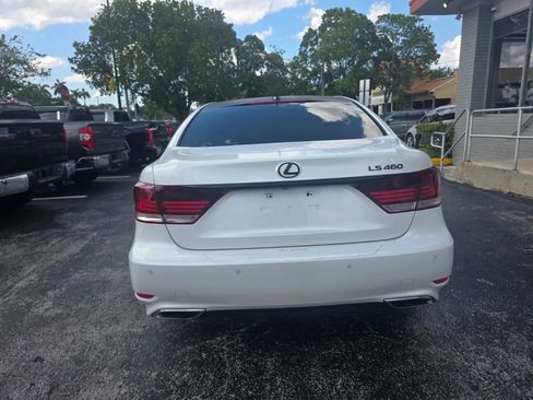 Used 2014 Lexus LS 460 w/ Comfort Package RWD image 6