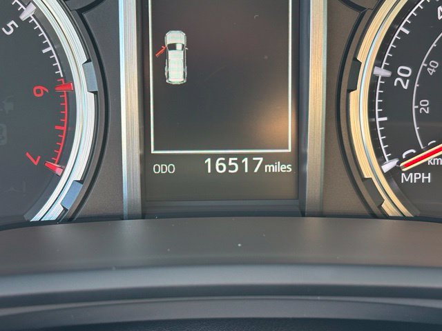 Used 2023 Toyota 4Runner Limited AWD/4WD image 4