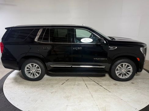 Used 2024 GMC Yukon SLT image 8