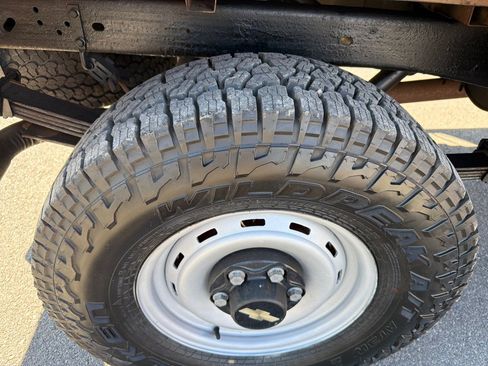Used 1994 Chevrolet Silverado 2500 4x4 Regular Cab image 9