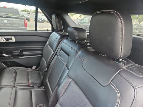Used 2022 Ford Explorer ST w/ Equipment Group 401A AWD/4WD image 13