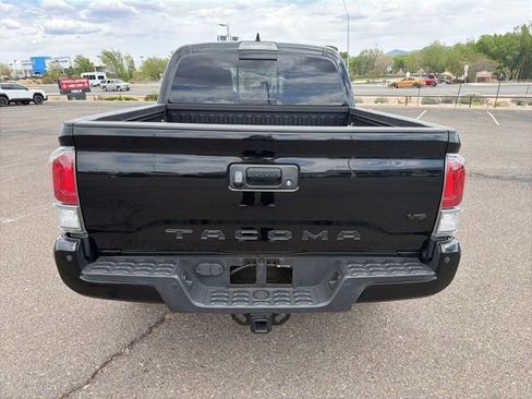 Certified 2023 Toyota Tacoma TRD Off-Road w/ TRD Premium Off Road Package AWD/4WD image 3