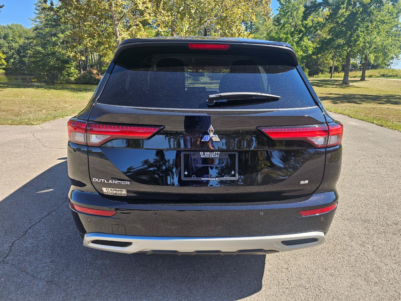 Used 2022 Mitsubishi Outlander SE AWD/4WD image 6