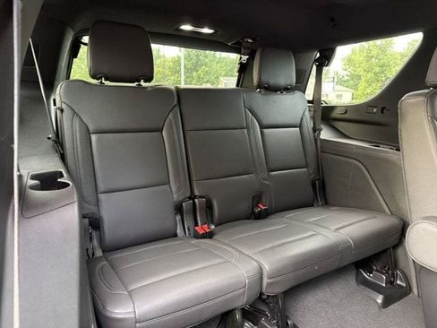 Used 2024 Chevrolet Tahoe LT RWD image 15