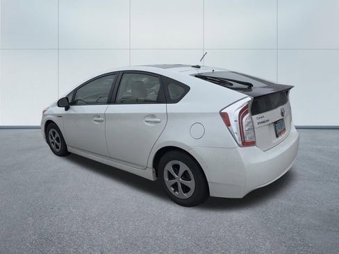 Used 2012 Toyota Prius Four w/ Deluxe Solar Roof Pkg FWD image 7