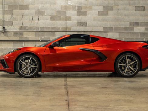 Used 2023 Chevrolet Corvette Stingray Coupe w/ Z51 Performance Package image 5