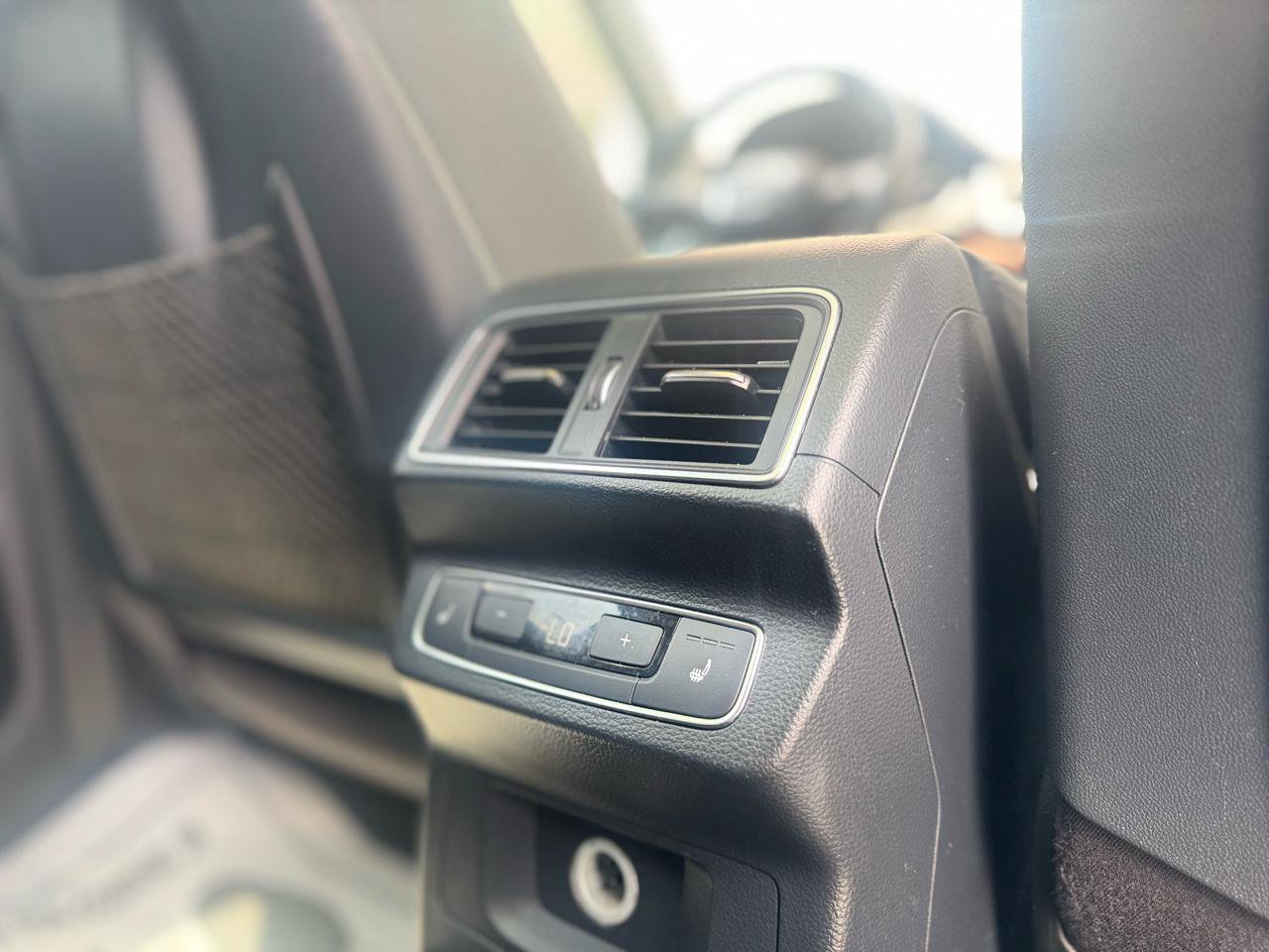 Used 2018 Audi Q5 2.0T Premium Plus AWD/4WD image 60