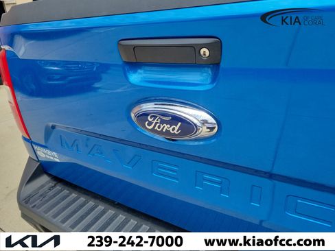 Used 2022 Ford Maverick Lariat w/ Lariat Luxury Package AWD/4WD image 12