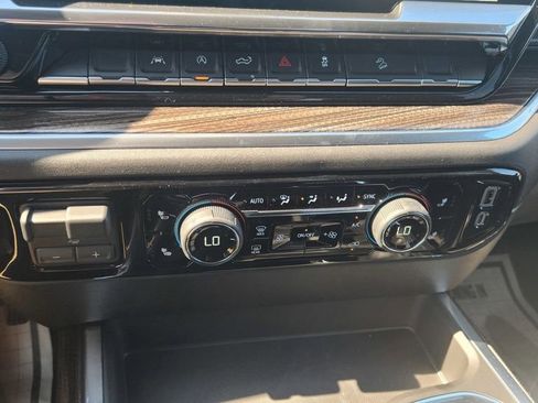 New 2025 Chevrolet Silverado 1500 LT w/ Z71 Off-Road Package AWD/4WD image 20