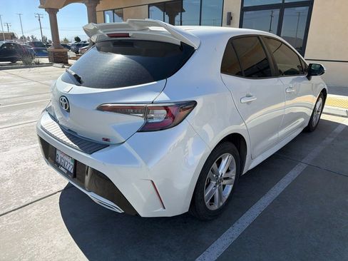 Used 2019 Toyota Corolla SE w/ Protection Package FWD image 12
