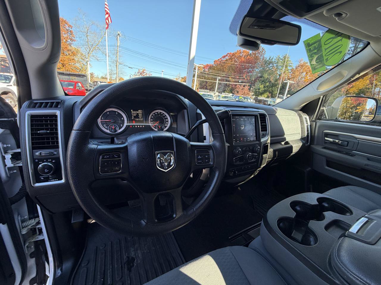 Used 2018 RAM 3500 SLT AWD/4WD image 32