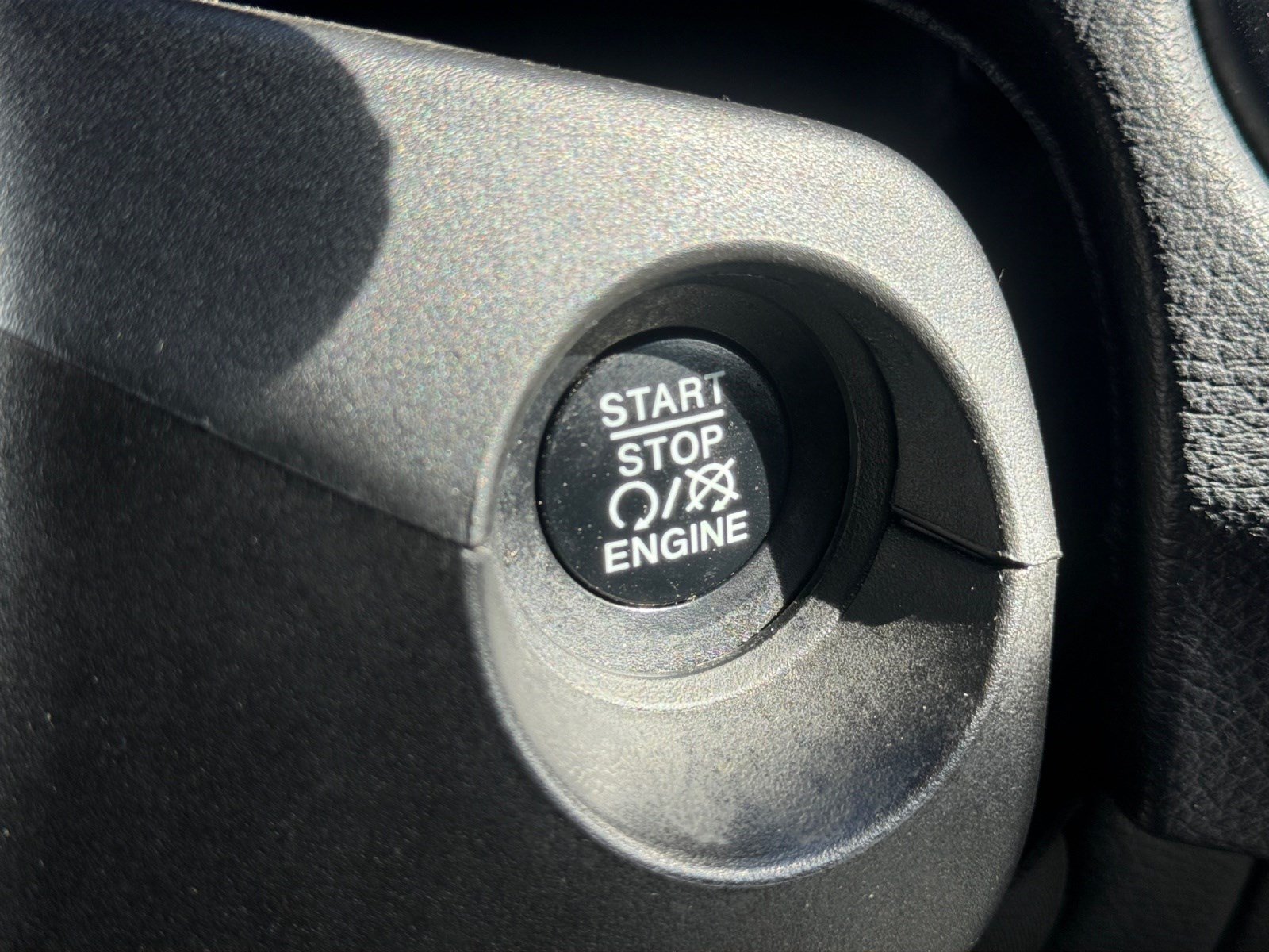 Used 2017 Jeep Compass Latitude AWD/4WD image 28