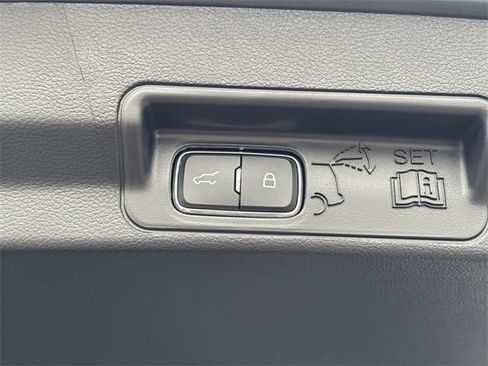 New 2026 Ford Explorer ST-Line w/ ST-Line Street Pack image 14