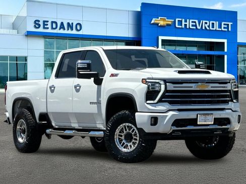New 2026 Chevrolet Silverado 2500 LT w/ Z71 Chrome Sport Edition AWD/4WD image 2
