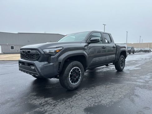 New 2026 Toyota Tacoma TRD Off-Road image 3