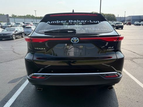 Used 2021 Toyota Venza XLE w/ Softex Package AWD/4WD image 5