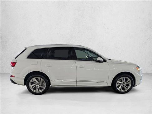 Used 2022 Audi Q7 2.0T Premium Plus w/ Premium Plus Package image 4