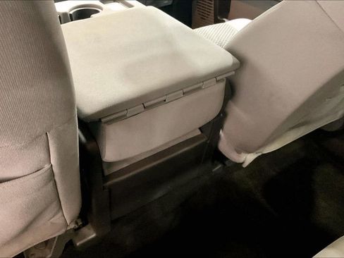 Used 2015 Ford F350 XLT w/ XLT Premium Package image 33