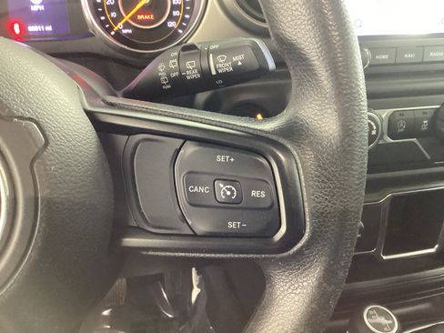 Used 2019 Jeep Wrangler Sport AWD/4WD image 15