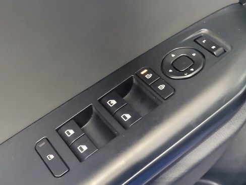 Used 2025 Kia K4 FWD image 27