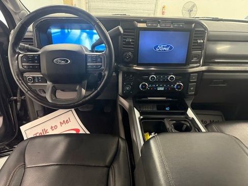 Used 2024 Ford F350 Lariat w/ Lariat Ultimate Package AWD/4WD image 17