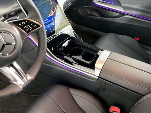 New 2026 Mercedes-Benz CLE 300 4MATIC Coupe image 7