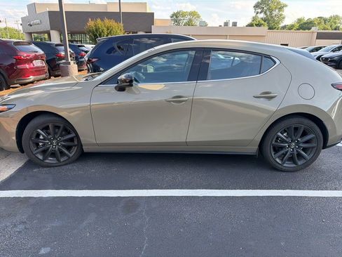 Used 2024 MAZDA MAZDA3 s AWD/4WD image 1