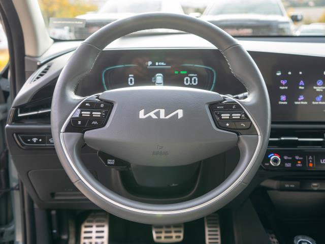 Certified 2023 Kia Niro SX Touring FWD image 15