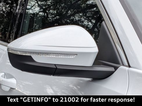 Used 2025 Audi Q5 Premium Plus w/ Premium Plus image 12