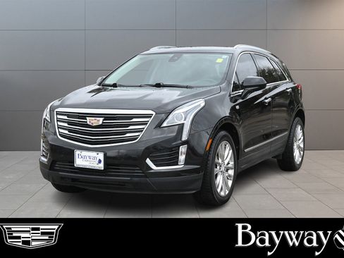 Used 2018 Cadillac XT5 Luxury w/ Driver Awareness Package image 1