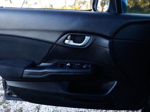 Used 2013 Honda Civic LX image 37