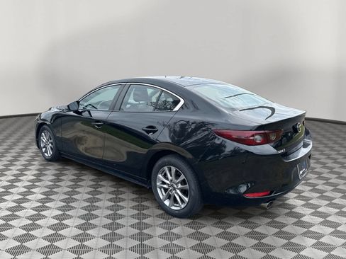 Used 2021 MAZDA MAZDA3 s image 5