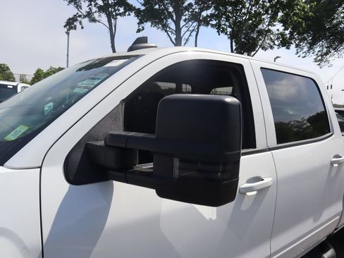 Used 2019 Chevrolet Silverado 2500 LT AWD/4WD image 13