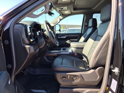 Used 2026 Chevrolet Silverado 2500 LTZ w/ Trail Boss Package AWD/4WD image 15