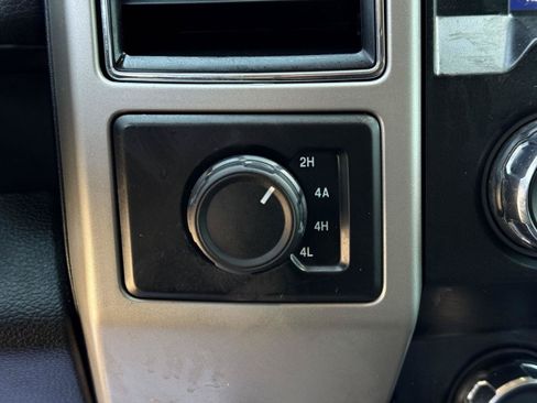 Used 2020 Ford F150 Lariat AWD/4WD image 19