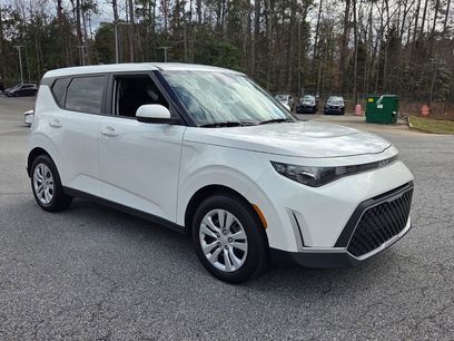 Used 2025 Kia Soul LX