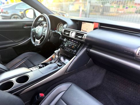 Used 2014 Lexus IS 250 w/ F-Sport Package RWD image 12