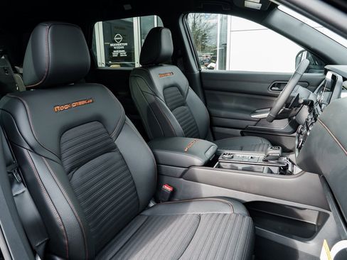 New 2025 Nissan Pathfinder Rock Creek image 25