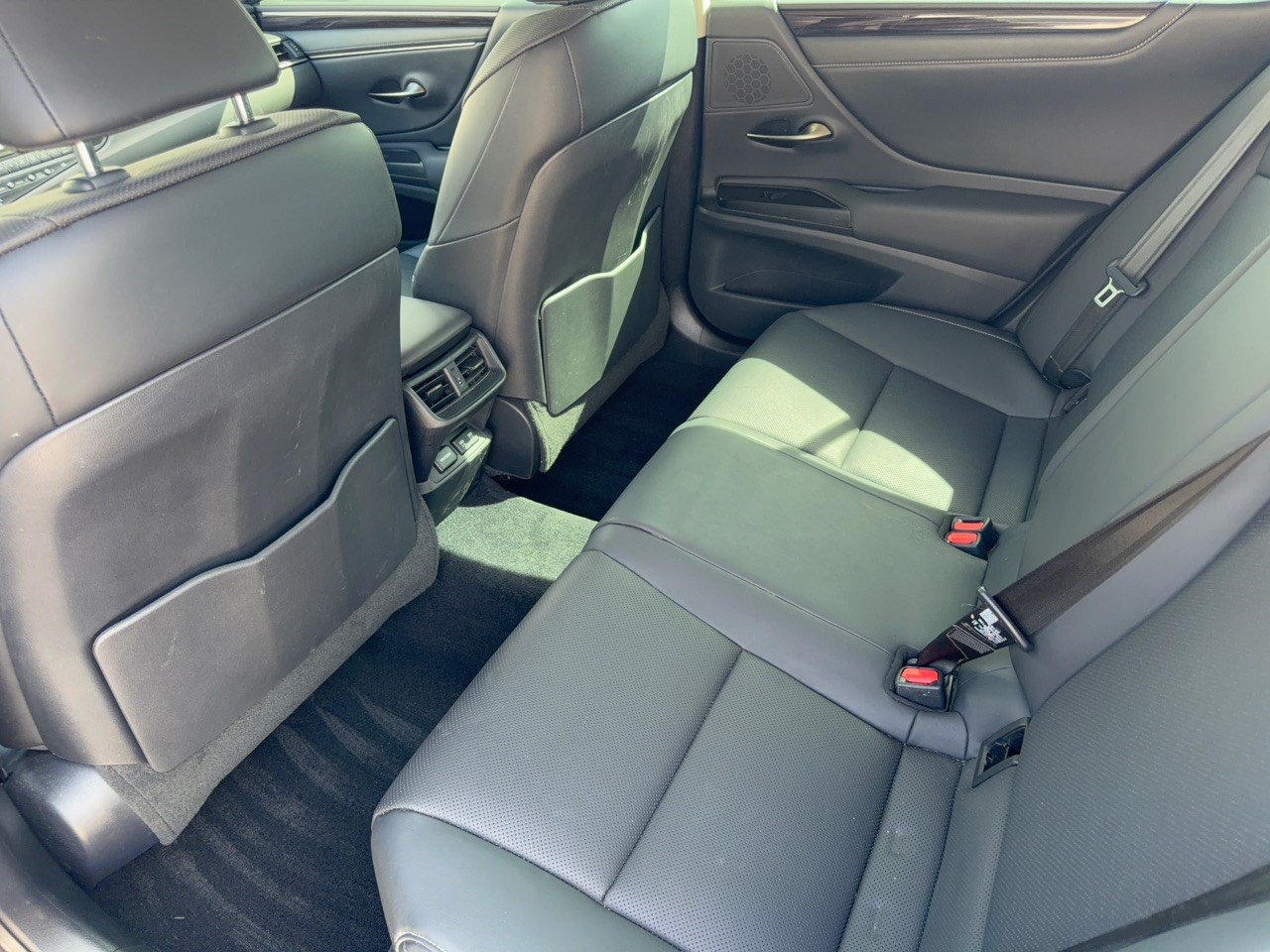 Used 2019 Lexus ES 350 w/ Premium Package FWD image 25