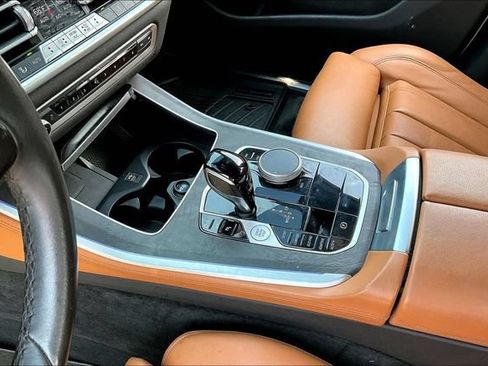 Used 2022 BMW X5 sDrive40i w/ Premium Package RWD image 18