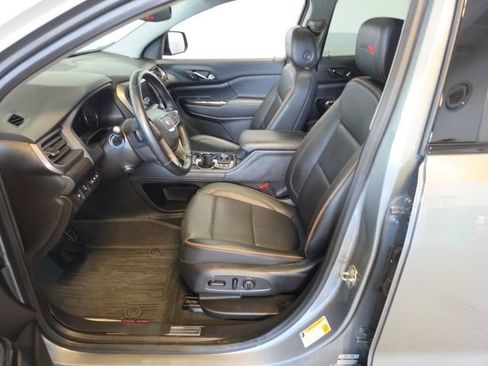 Used 2023 GMC Acadia AT4 w/ Technology Package AWD/4WD image 12