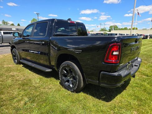 New 2026 RAM 1500 Express AWD/4WD image 5