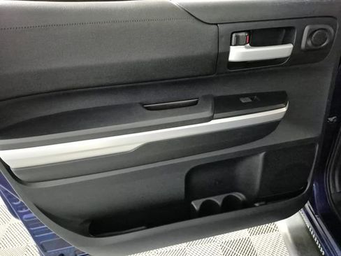 Used 2014 Toyota Tundra SR5 image 24