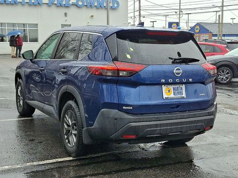 Used 2021 Nissan Rogue S image 3