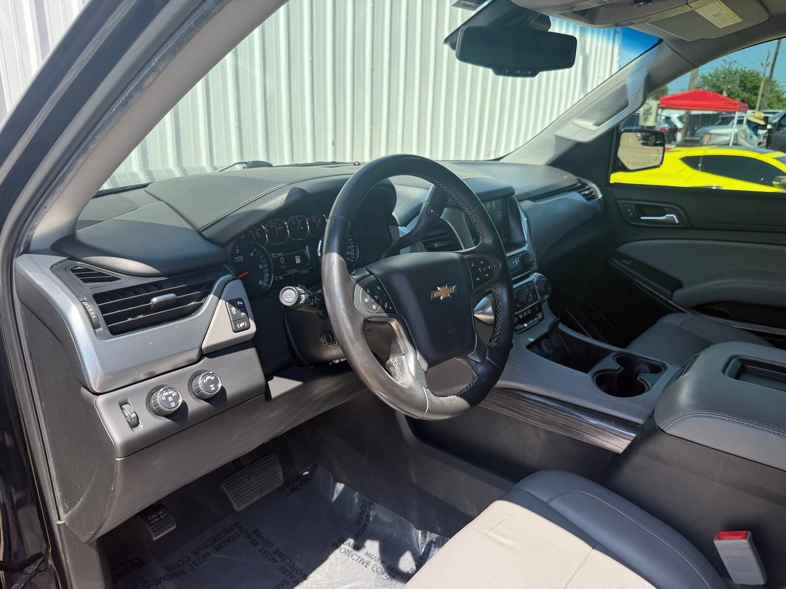 Used 2019 Chevrolet Suburban LT AWD/4WD image 18