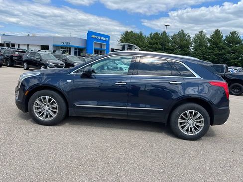 Used 2017 Cadillac XT5 Luxury w/ Driver Awareness Package AWD/4WD image 11