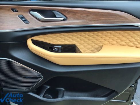 Used 2023 Jeep Grand Cherokee Summit w/ Advanced Protech Group IV image 17