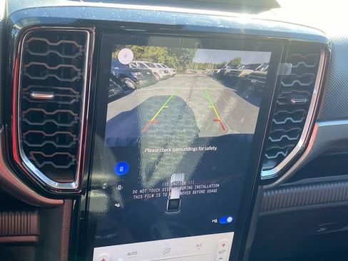 New 2025 Ford Ranger XLT w/ Equipment Group 301A High image 18