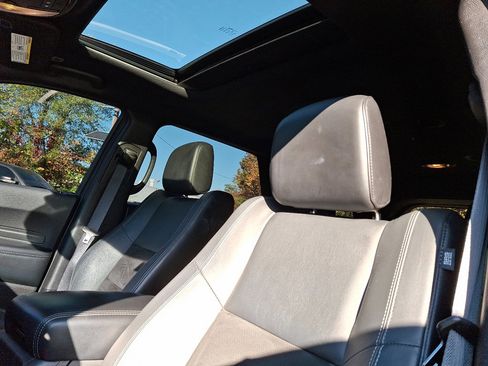 Used 2021 Dodge Durango GT image 23